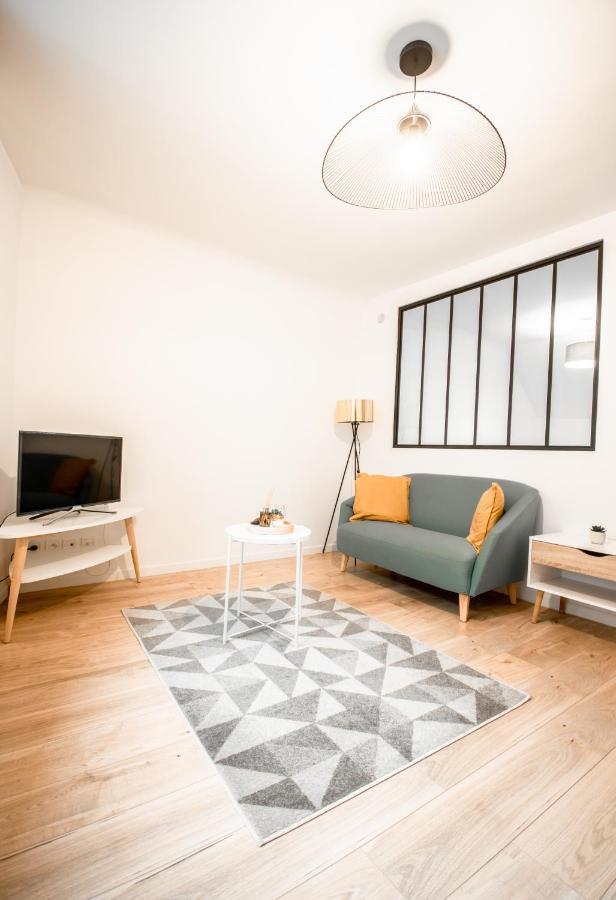 Charmant F2 Hyper Centre De Melun Appartamento Esterno foto